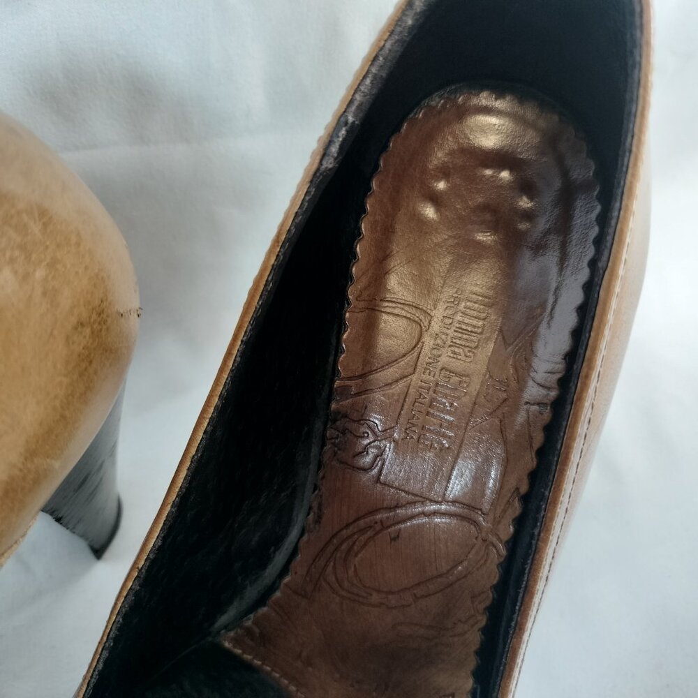 Handmade Italian Leather Pumps - Picture 3 of 13